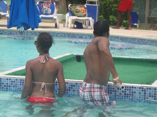 Pool_In_A_Pool